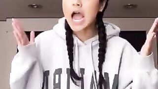 Sara’s expresion
