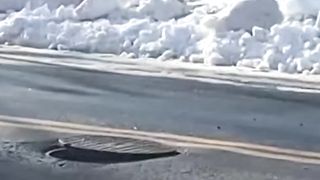 How amazing is this- Manhole dancing by itself