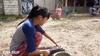 AKTIVITAS_HARI_INI_NGARIT_CARI_PAKAN_SAPI