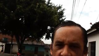 Eu fico pensando com a minha cabeça depois fico pensando,o louco doido gravando mais uma besteira