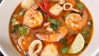 The ULTIMATE Seafood Tom Yum from Scratch!