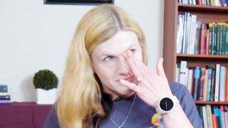 1000 orang tuli mendengar untuk pertama kalinyA