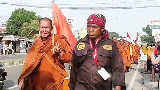 Arrival of 32 monks Cirebon
