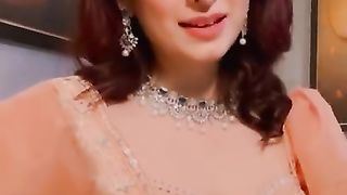 SANU PIYAR WALI PORI TAY CHAHARKAY.