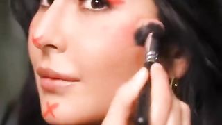 Katrina Kaif's viral one lipstick doyen make-up trend | would you try??