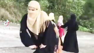 Funny video spot me bhai log 6