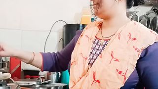 Yaar Bundda To Barra Taiz Nikla Bivi ko