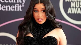 Cardi B And Nicki Minaj Fights At Fashion Event