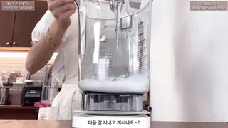 딸기가 좋아__---- _ 카페 브이로그 _ 개인카페 브이로그