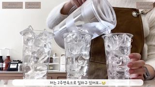딸기라떼_크로플 달달 조합--❤️ _ 카페 브이로그 _ 카페알바 _ 음료제조