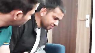 अपने_phone_को_बनाओ_Spy_Camera..????_#shorts(480p).