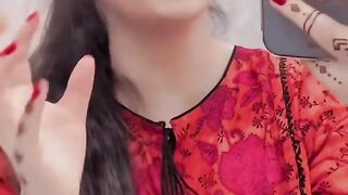 Waqi Shaohar Kitna Hi Taleem Yaftta