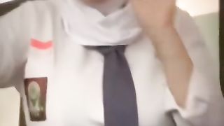 Yang muda emang lebih menggoda
