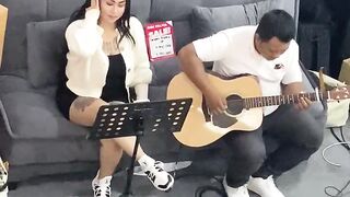 Live music 2