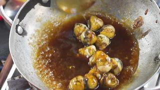 Fried Eggs with Tamarind