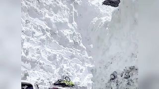 Naran Kaghan Roads Now Days Open