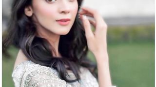 Mushkil drama actress Zainab Shabbir pics