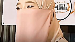 Viral buka cadar demi hidupi anak anak nya