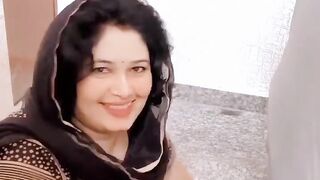 Mame Saab Isko Chuty daydo Warnaa