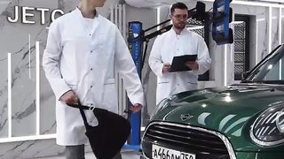 Minis