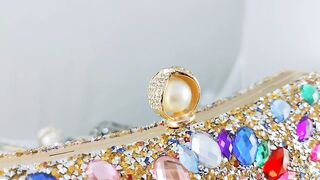 Boutique Clasp Crystal Clutch Bag