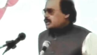 ALTAF BHAI KE 30 SAAL PAHLAY KE BAAT.