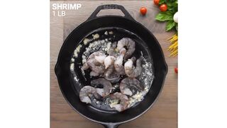 Creamy Tuscan Shrimp Pasta | Easy Pasta Recipes for Beginners | Rainbocake