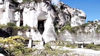 Happy Travel : Ditemukan kota bawah tanah di Gresik