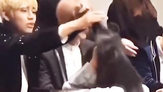 Taehyung (V BTS) Funny Moments With Fangirl