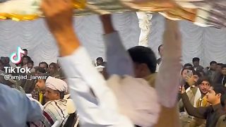 CURRENCY NUTON KA ITNA BARA HAR PAHLAY AAP DEKHA HAY.