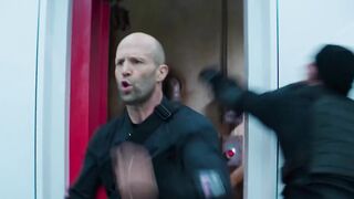 Jason Statham! Deflagration action cool tablet online! Jason Statham's Operation Golden Boom comes online 2