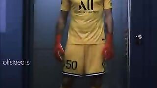 Ronaldo to PSG?! ???????? | Tik tok Football
