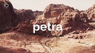 Happy Travel : Mereka Mengukir Gunung Batu Menjadi Istana Megah dan Kota yang Canggih - Petra