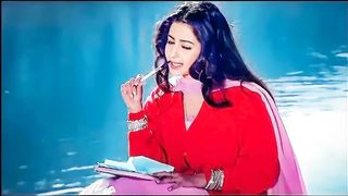 PEHLI PEHLI BAAR MOHABAT KI HAI