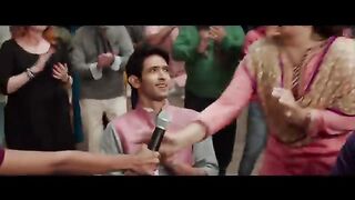 _Gallan_Goodiyaan__Full_VIDEO_Song___Dil_Dhadakne_Do___T-Series(360p).