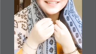 Yhn qader ni mi wahn rahti hon