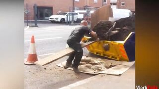 Total idiots at work 2022.mp4