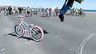 AMAZING SOMERSAULT WITH BIKE
