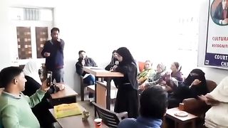 Na tu Zameen k liye hai