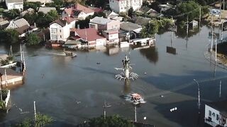 Flooding in Kherson. Hundreds of houses were flooded