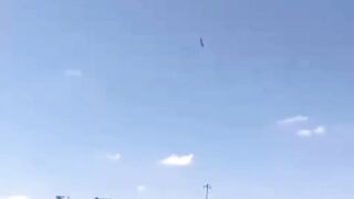 Full video of  crash of Spanish Air Force F/A-18 Hornet from the 15th squadron of the Zaragoza airbase