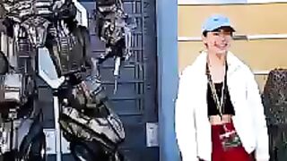 SPEAKING ROBOT WENT VIRAL