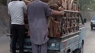 Difficult labour life @pakistanisairsapatee