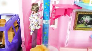 Barbie doll morning school routine
