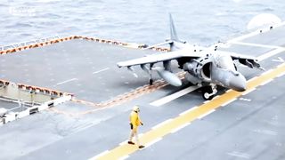 Av/8BHarrier showing video