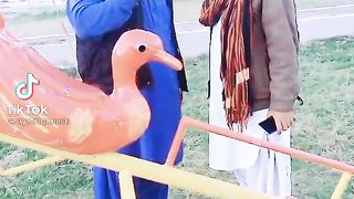 SINDHI FUNNY:  SHER KHAN KAM NATHO KARY.