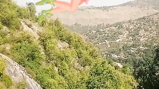 Pari is flying