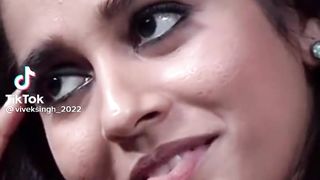 TARA LEVEL NHI MARAY YAAR DA.