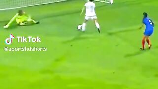 ???????? Crazy Moments in Women's Football 2
