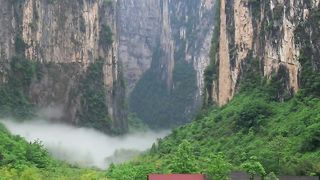 Indulge in nature, enjoy the stunning scenery and embark on a stunning journey!